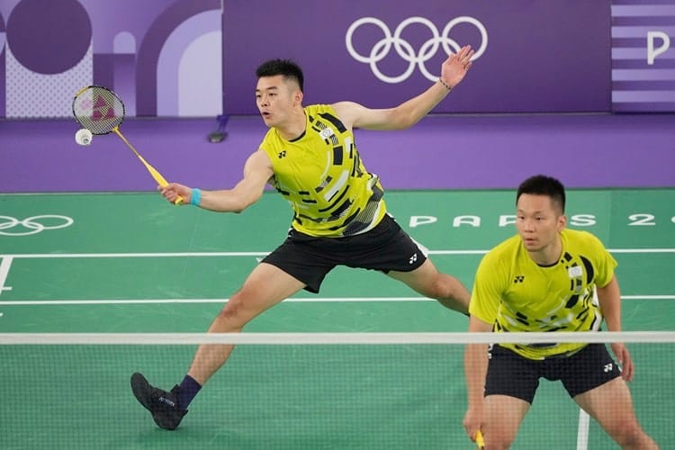 2024奧運羽球：台灣之光！麟洋配為國爭光，擊敗泰國選手，挺進奧運4強！