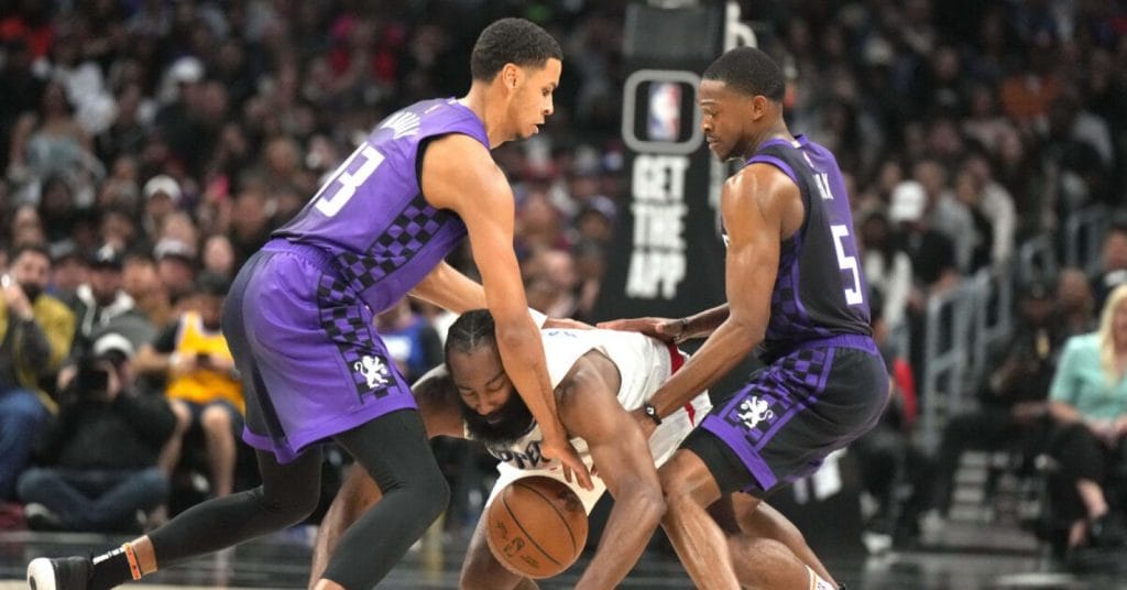 NBA》快艇二陣輕鬆虐菜！國王全主力出擊仍不敵，快艇板凳深度太可怕！