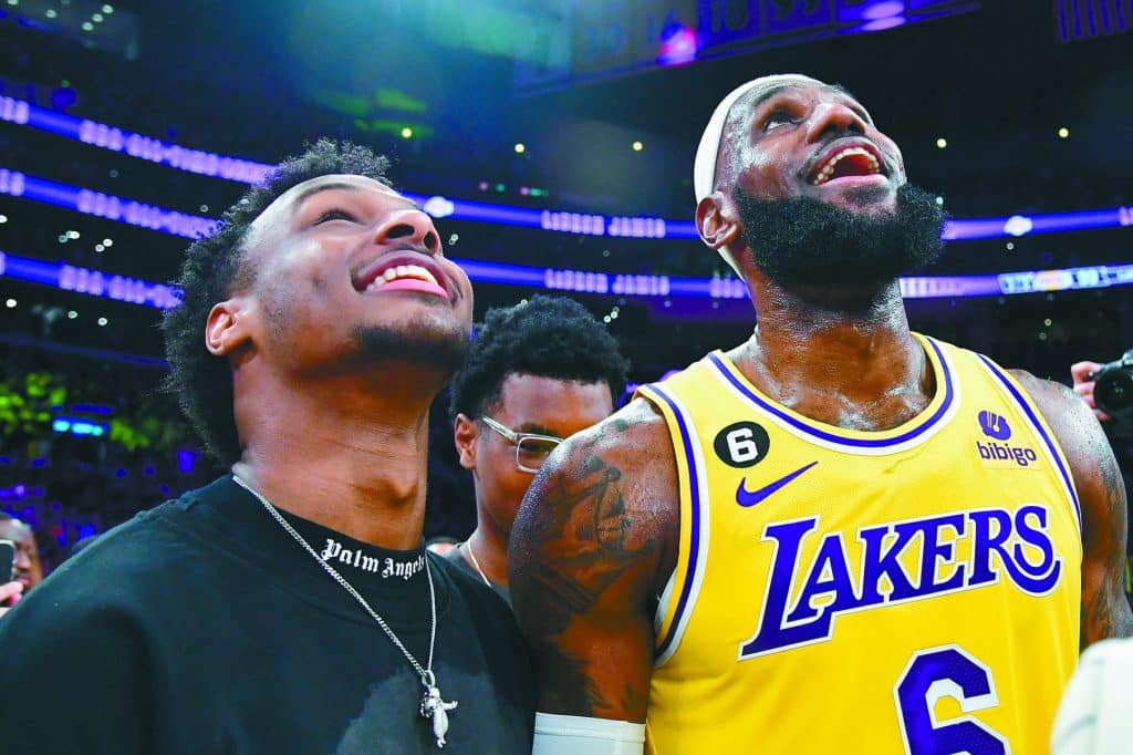 NBA／詹皇驚聲尖叫！連兩年「聯盟最老」反應太誇張，Austin Reaves傻眼