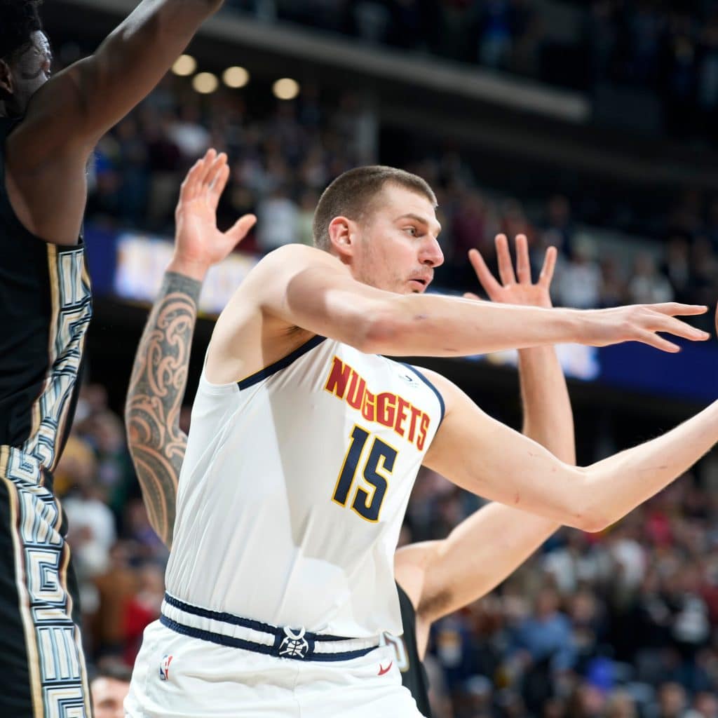 金塊雙星閃耀　威少關鍵表現助隊連勝