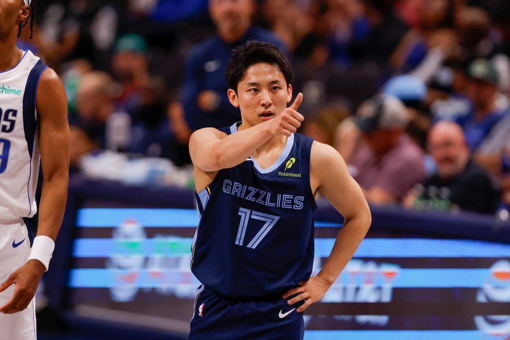日本閃電俠驚豔NBA!河村勇輝熱身賽首秀,不看人傳球秀球技