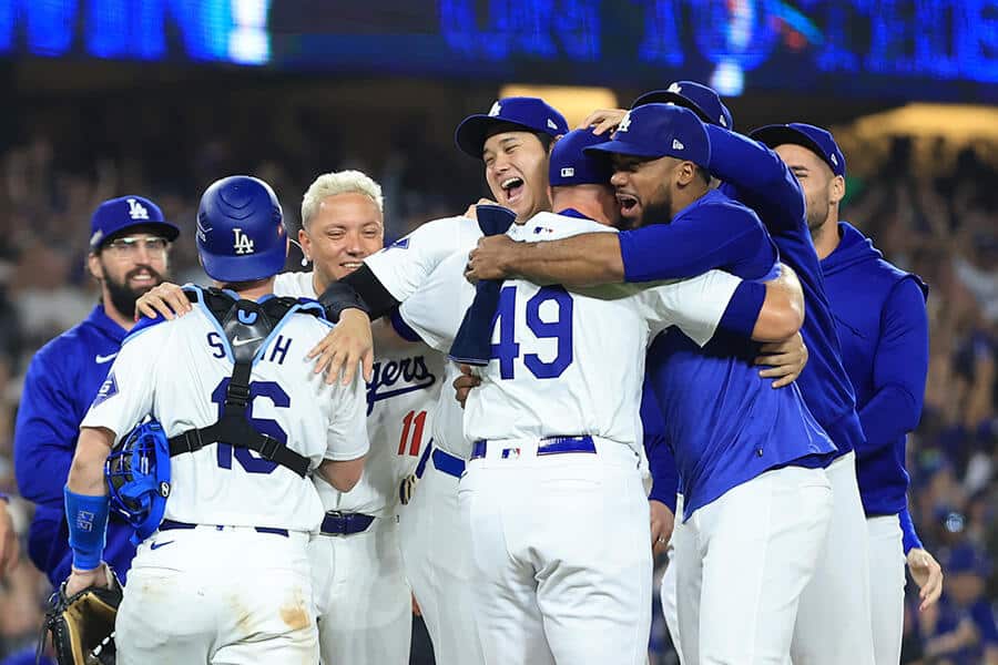 世界大賽》G5道奇王朝再現!7:6擊敗洋基奪冠,隊史第8座冠軍獎盃入袋!