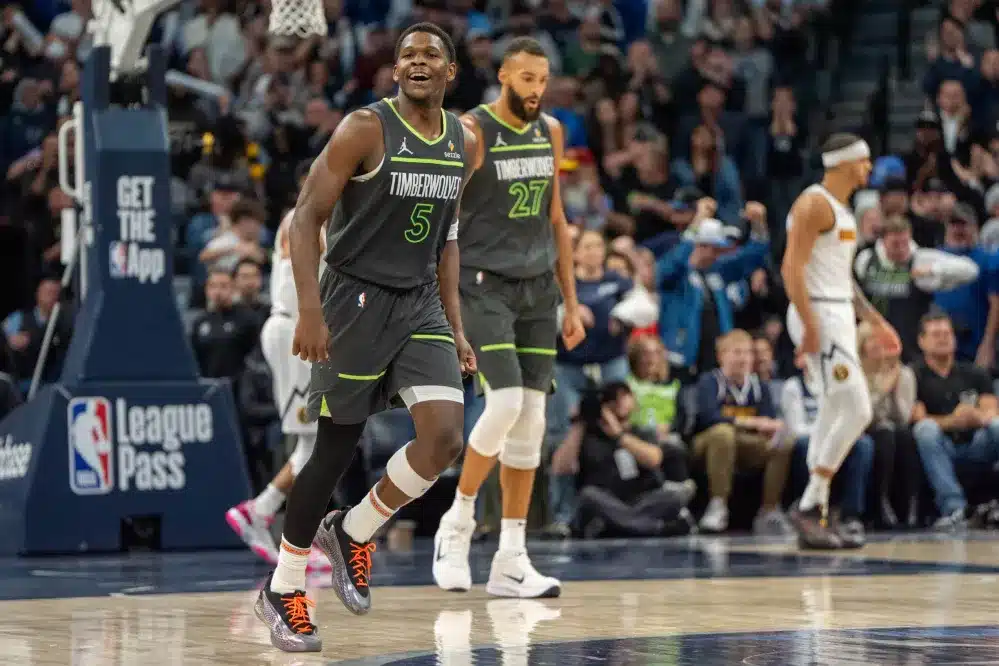 NBA》Edwards霸氣回應！面對三分質疑　直接開嗆：X他們，我就是要投！