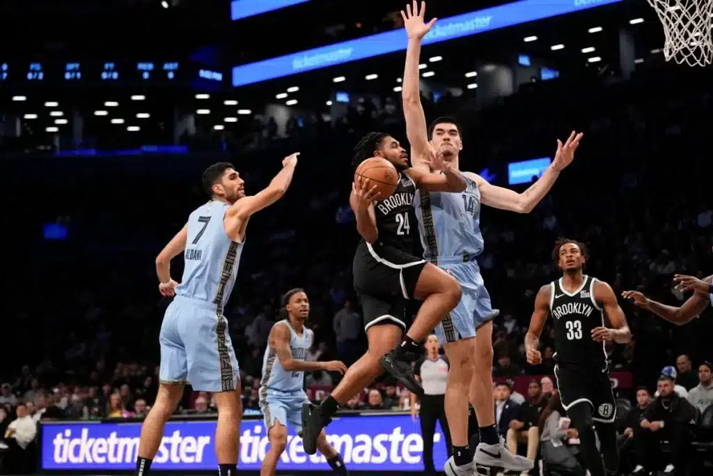 NBA》莫蘭特360度華麗空翻，灰熊上演絕命追擊！可惜功虧一簣，籃網106：104險勝！