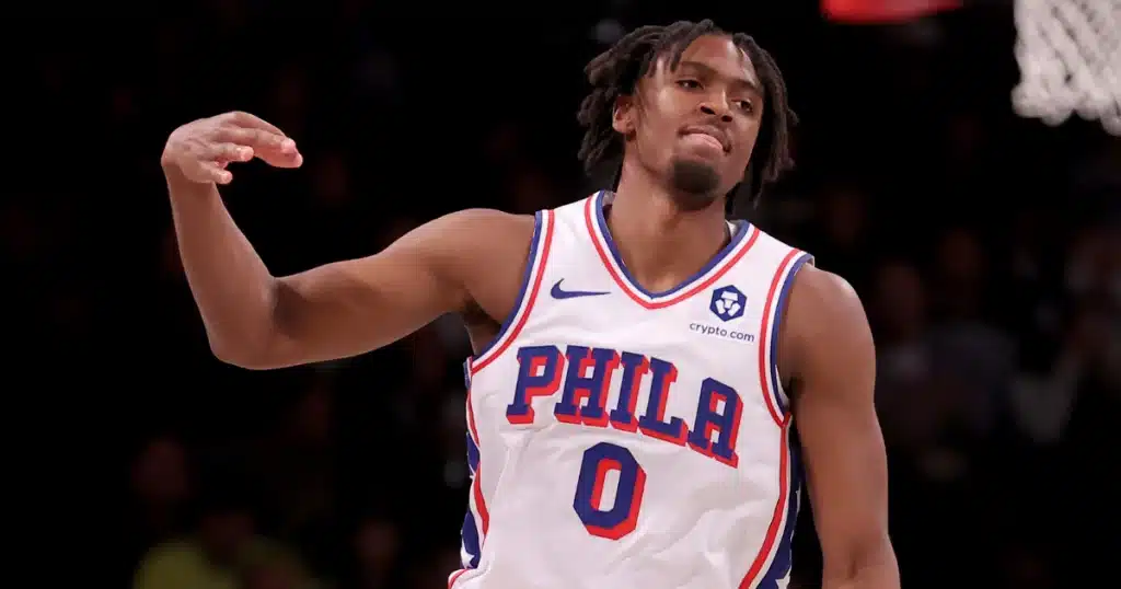 NBA》76人三巨頭：聚在一起怎麼這麼難？George剛回歸，Maxey又掛彩！ 球迷：到底還要等到猴年馬月？