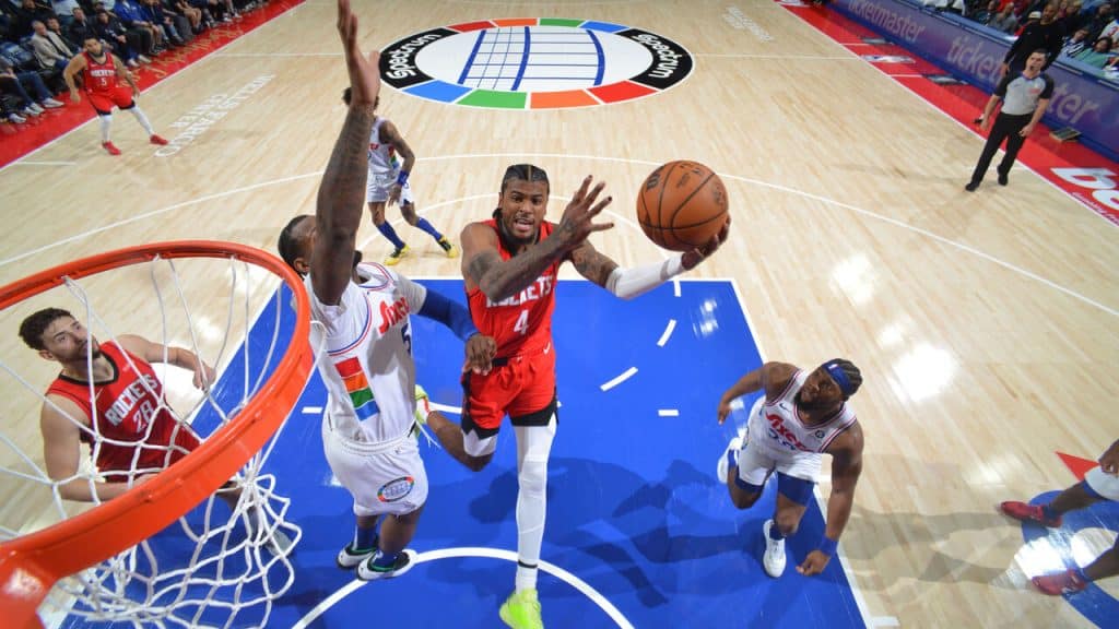 NBA》76人慘不忍睹！100分陣容卻輸到脫褲！急尋交易解套，竟和湖人看上同一人？