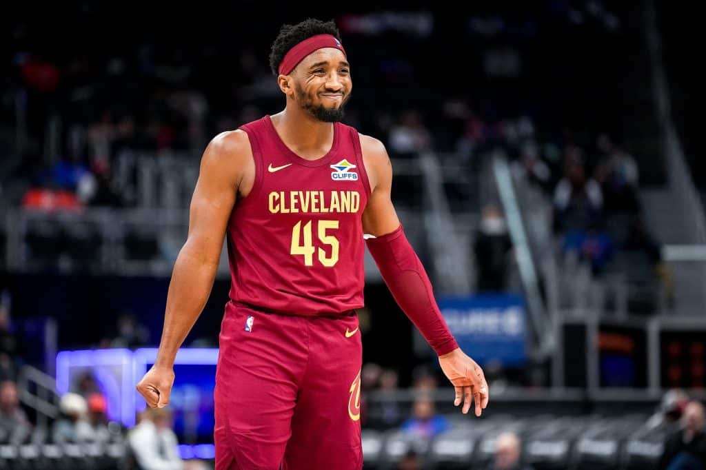 NBA》跌破眼鏡！騎士逆轉秀！三大關鍵因素擊敗綠衫軍，誰說衛冕軍不可撼動？