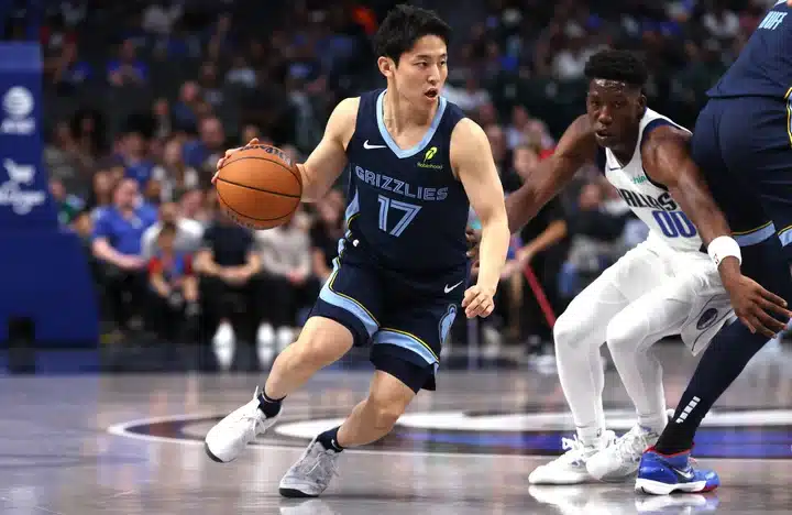河村勇輝在NBA與G聯盟間的亮眼表現