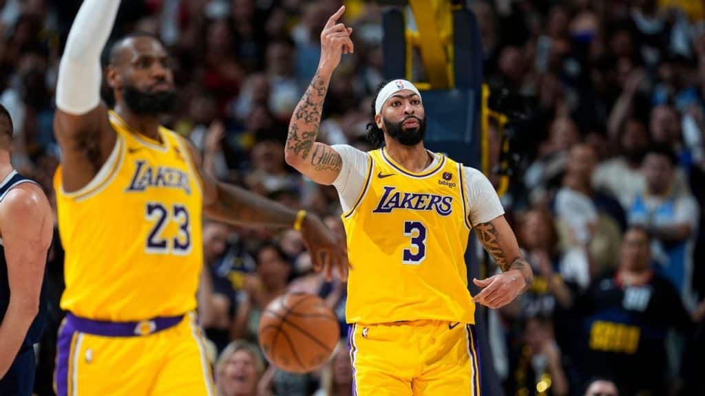 NBA》不可思議！詹皇、AD雙核失靈，湖人慘敗灰狼！80比109，這還是我們認識的湖人嗎？