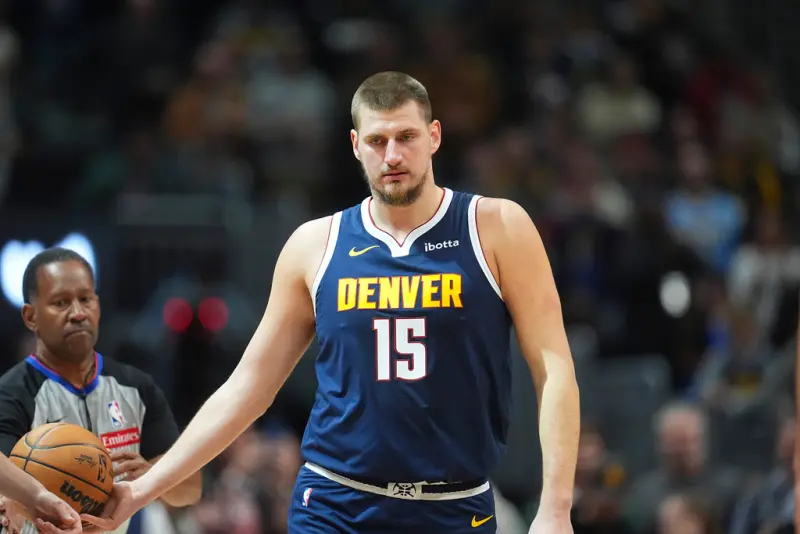 NBA》史上第一人誕生啦!約基奇 Nikola Jokic狂飆!只用30分鐘就光速達成大三元!