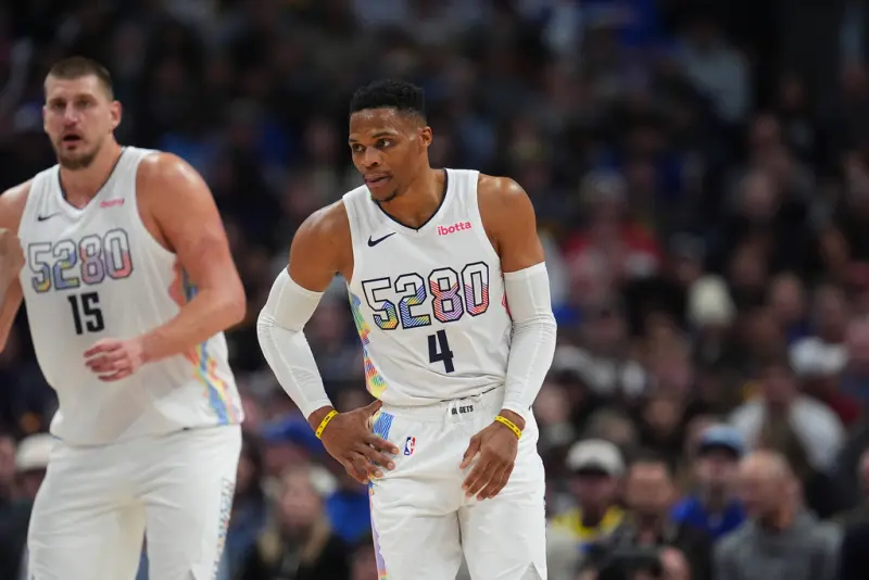 NBA》感冒到要死還能這樣打？Jokic、Westbrook同場「大三元」嚇壞所有人！NBA從來沒看過！