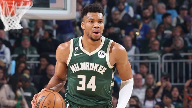 76人傷兵滿營僅剩8人應戰，三巨頭缺陣苦吞六連敗