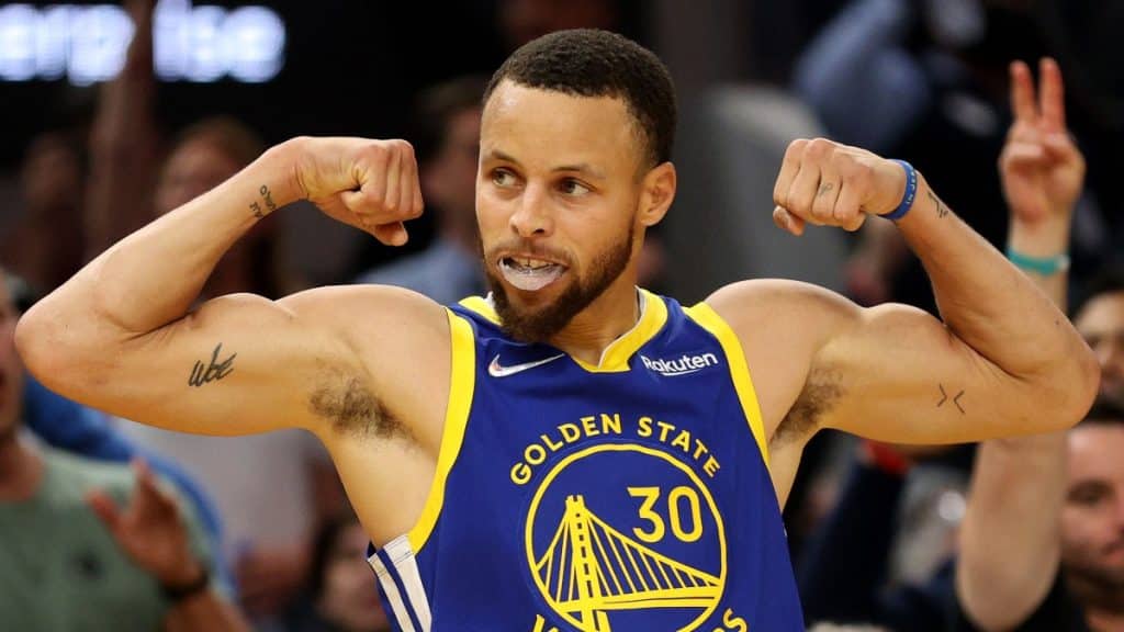 NBA》勇士主場慘遭血洗!狂輸40分寫下40年來最難堪紀錄!Curry無奈:隊友們該醒醒了!