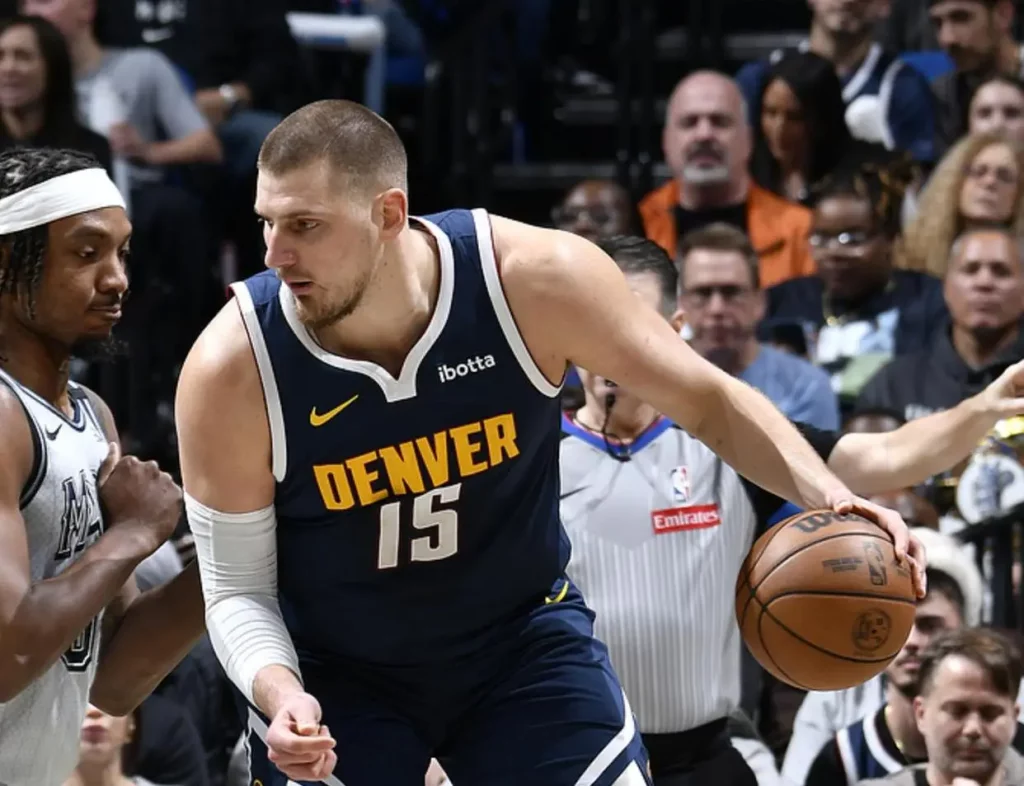 NBA》擋不住!金塊火力全開,約基奇連4場大三元!144:109血洗76人,送上悲慘7連敗!