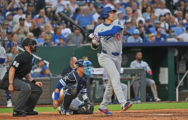 MLB》大谷翔平棒打皇家！驚天一轟、關鍵三壘安助道奇5:4險勝 豪取五連勝！